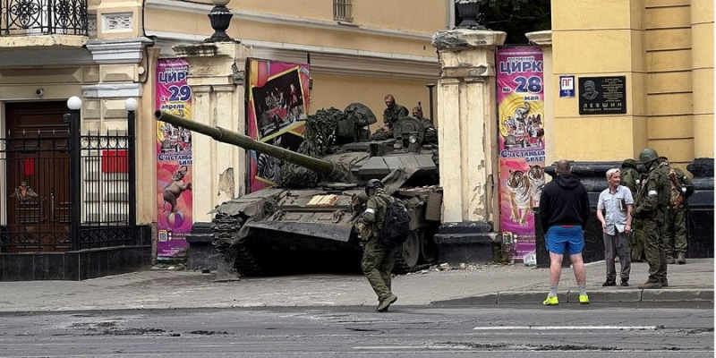 Гроші тижня. Пригожин налякав курс, біржу й олігархів, найдорожче самогубство в історії, мама заборонила Маску битися