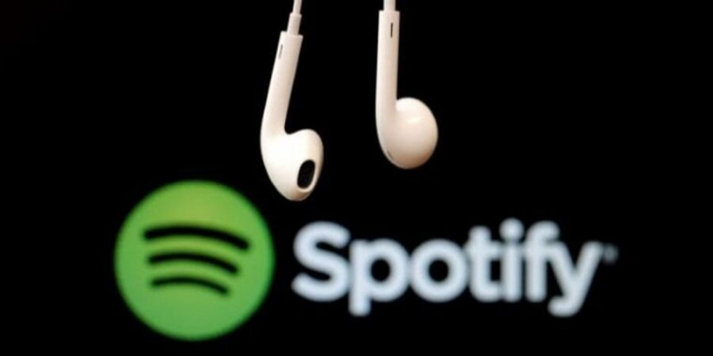 Накручували прослуховування. Spotify видалив десятки тисяч пісень, написаних штучним інтелектом