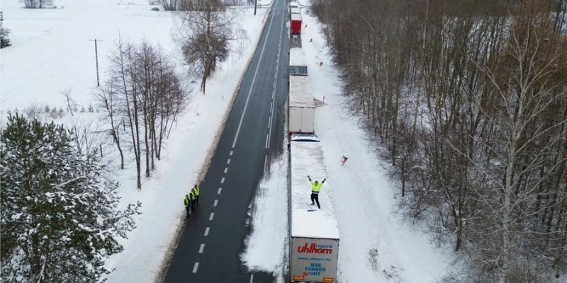 На жаль. Прикордонники розповіли, що коїться на кордоні з Польщею