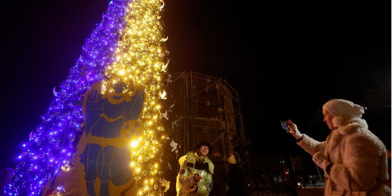 Пенсії, соцвиплати, субсидії, тарифи: що зміниться для українців з 1 грудня